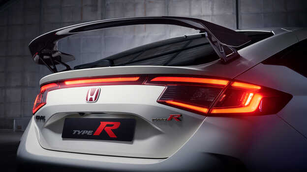 Nahaufnahme des aerodynamischen Spoilers des Honda Civic Type R.