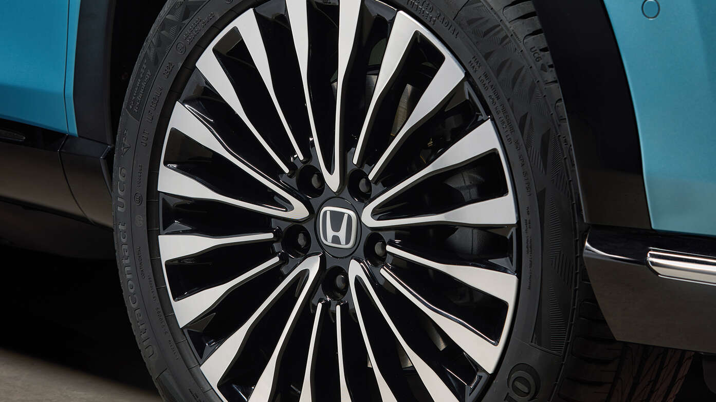 Honda e:Ny1, Nahaufnahme der 18-Zoll-Leichtmetallfelgen