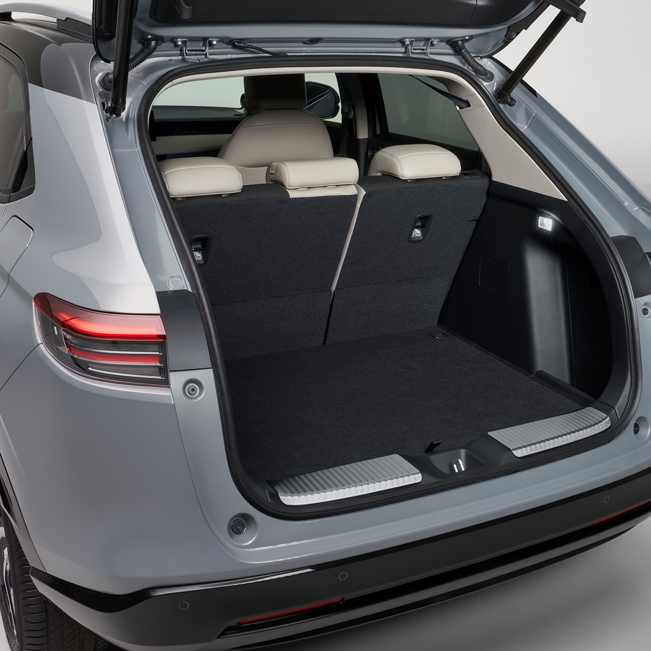 Honda HR-V, dekorativer Ladekantenschutz