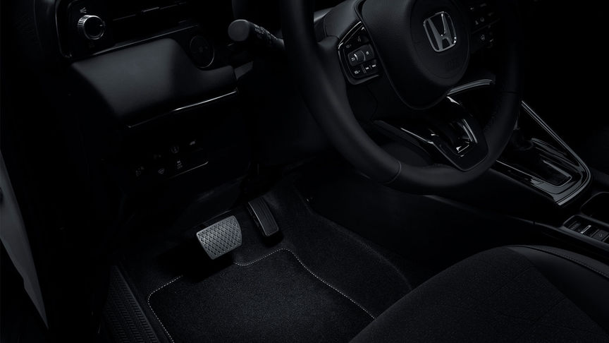 Honda HR-V Hybrid, Fußraumbeleuchtung vorn