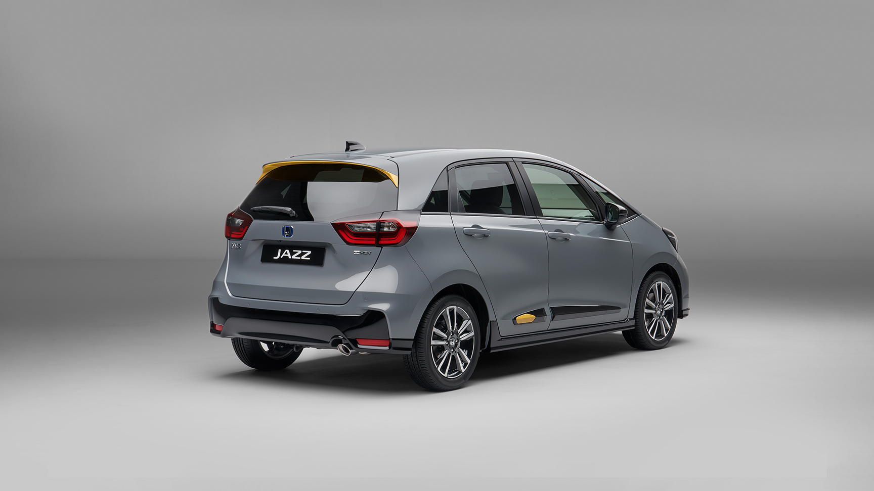 Honda eSymo vor einer bunten Wand