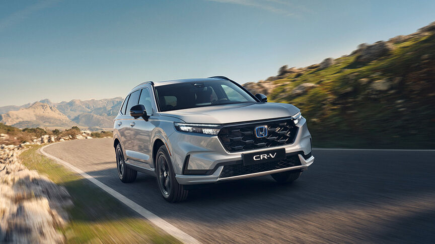 Honda HR-V auf Landstrasse, Frontansicht