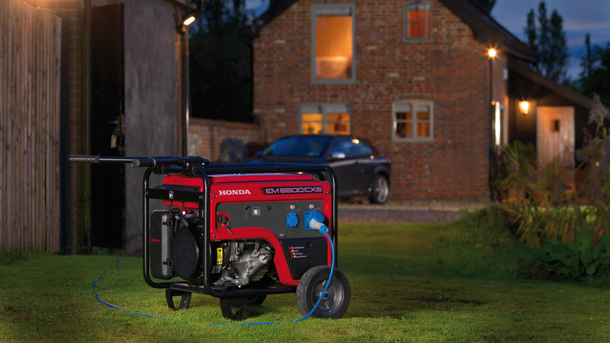 Nahaufnahme des EM Hightech-Rahmenger&auml;ts, Gartenumgebung.