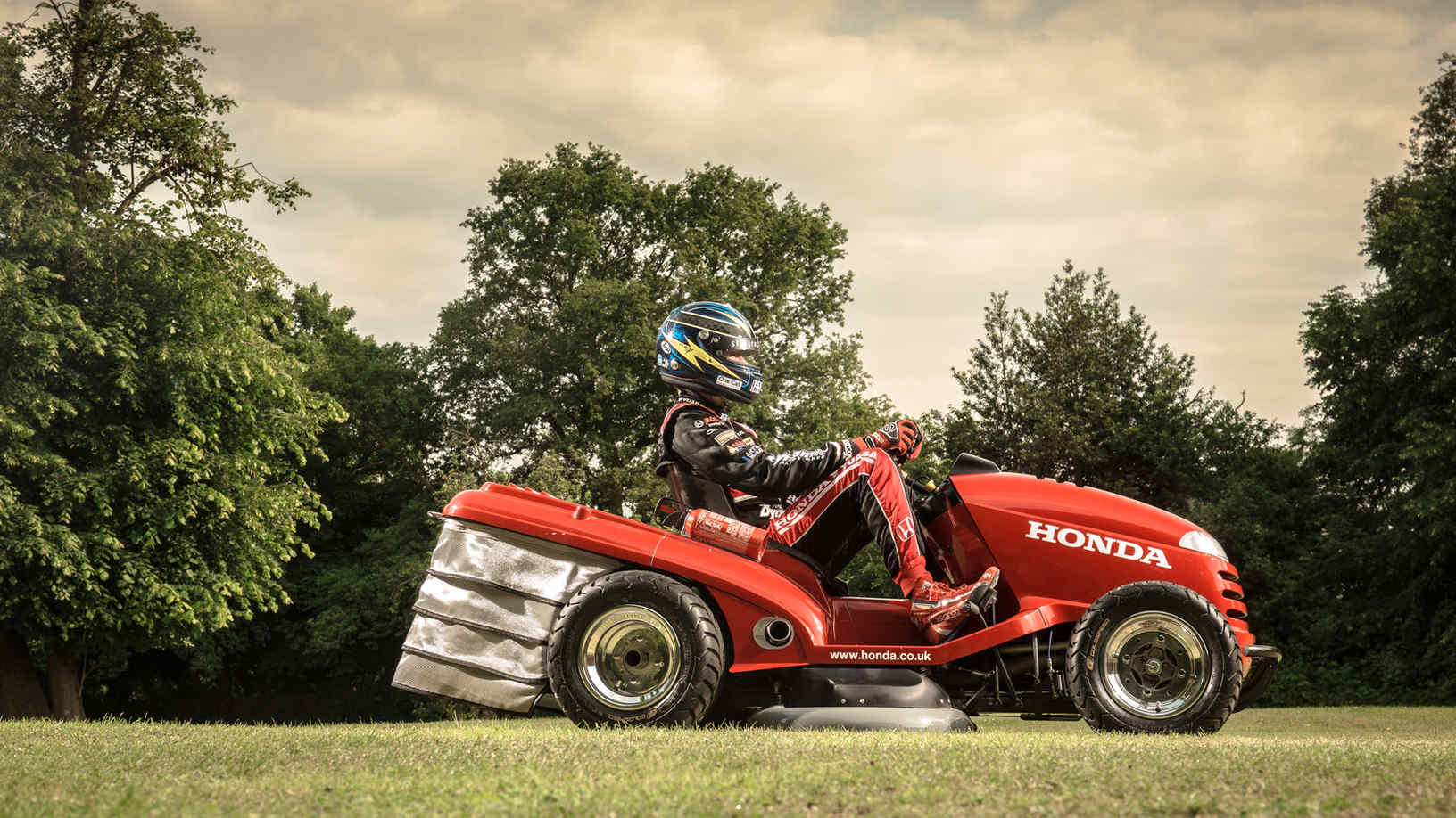 Übersicht PremiumRasentraktoren Aufsitzmäher Garten Honda