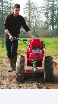 Einachsschlepper, Verwendung nach Modell, Gartenumgebung.