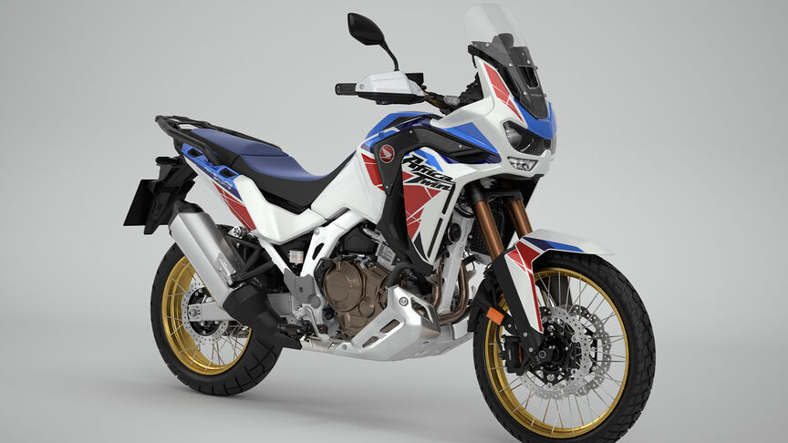 Honda CRF1100 Africa Twin, 3/4-Frontansicht von rechts, Studioaufnahme,