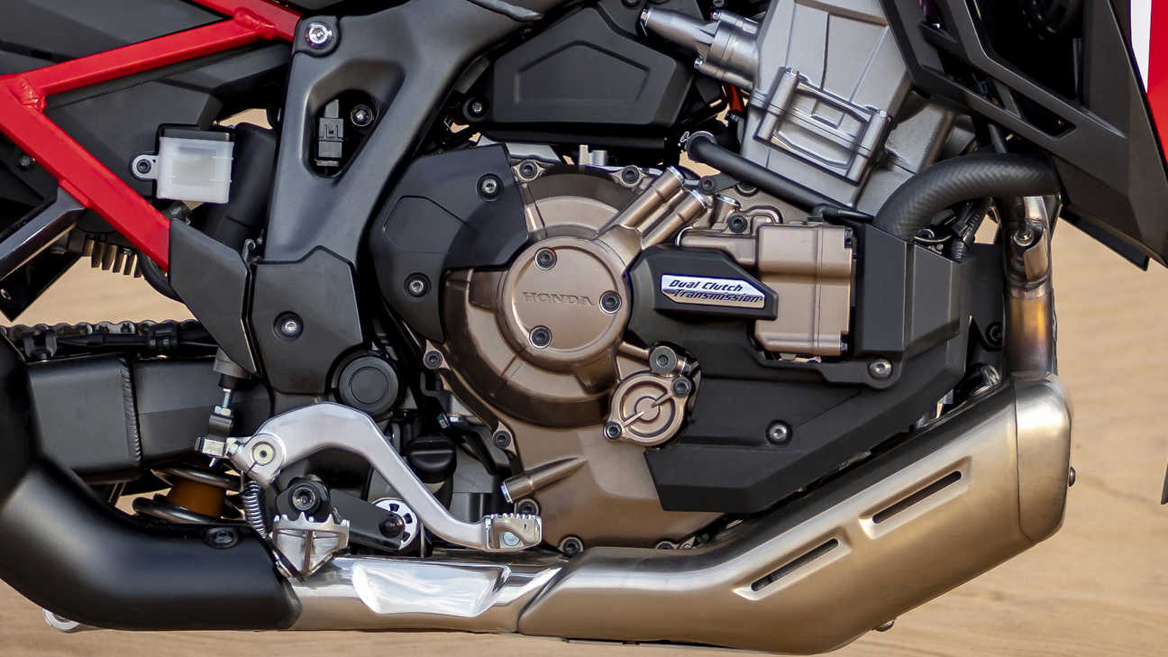 Honda Africa Twin, Nahaufnahme des linken Griffs