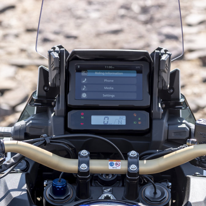 Honda Africa Twin Adventure Sports, Nahaufnahme der Instrumente