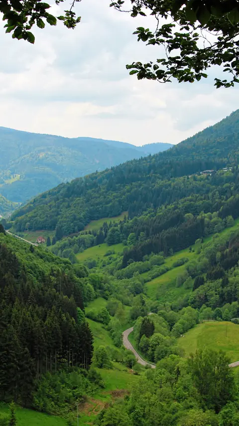 Alpenautobahn bei Garmisch-Partenkirchen