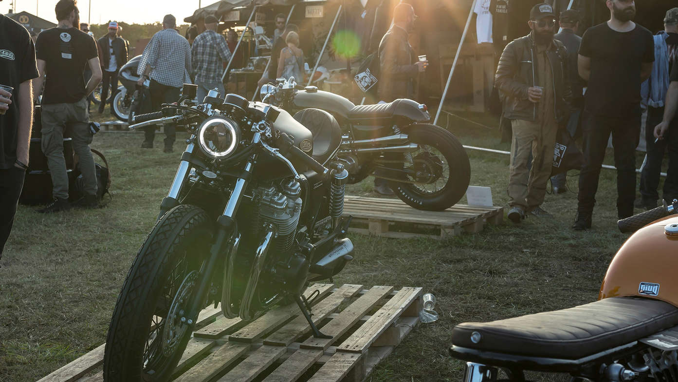 CB1100EX Hedo von South Garage