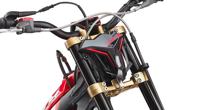 Montesa Cota 301RR, Nahaufnahme der Scheinwerfer