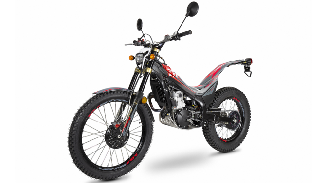 Honda Montesa Cota 301RR in Fighting Red, 3/4-Frontansicht von links