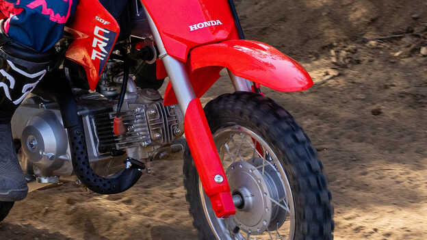 Honda CRF50F, Umgekehrte Teleskopgabel
