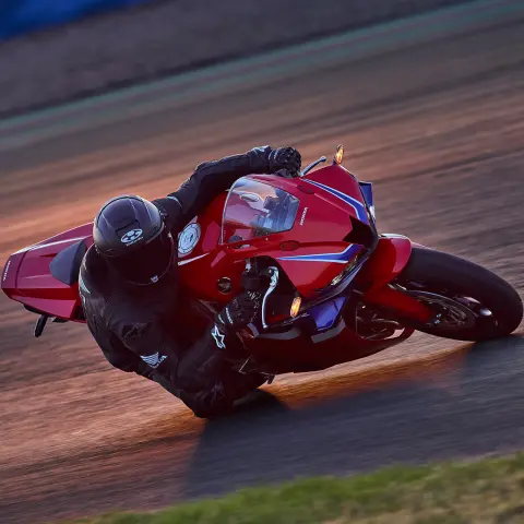 2025er Kabuto Helm CBR600RR