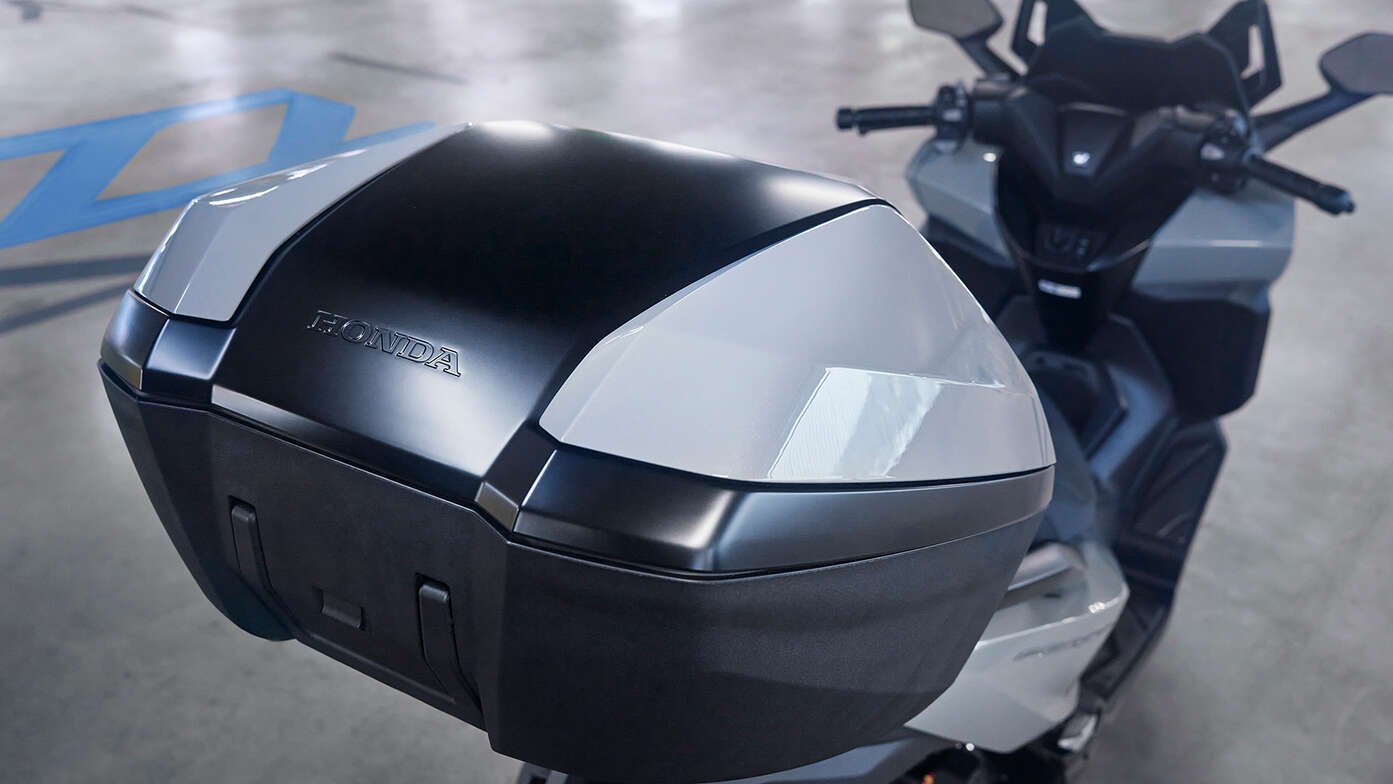 Honda Forza 125 Smart Top Case (45 l).