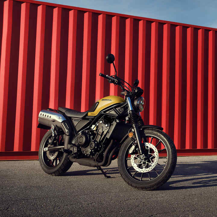 Honda CL500 Einzelbild aus Action-Video