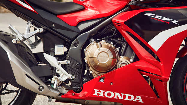 CBR500R, leistungsstarker Zweizylinder