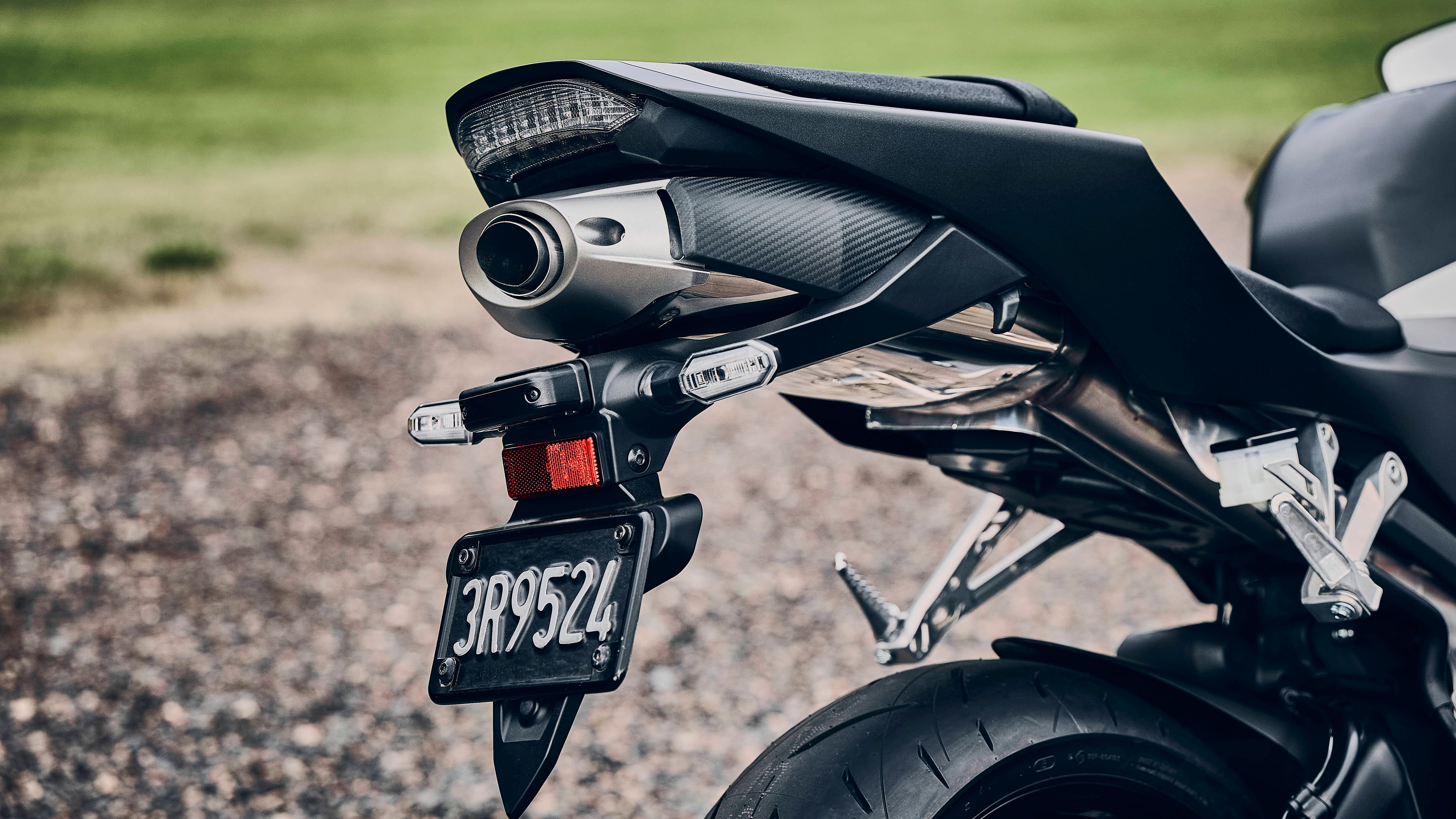 CBR600RR, Nahaufnahme, Lenker und Fahrer.
