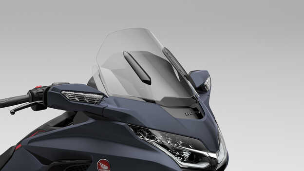 Honda GL1800 Gold Wing, elektrisch einstellbares Windschild
