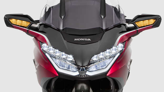 Honda Gold Wing Tour, komplette LED-Beleuchtung mit LED-Nebelscheinwerfern
