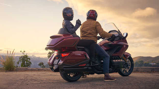 Honda GL1800 Gold Wing Tour, bequeme Fahrposition für den Sozius