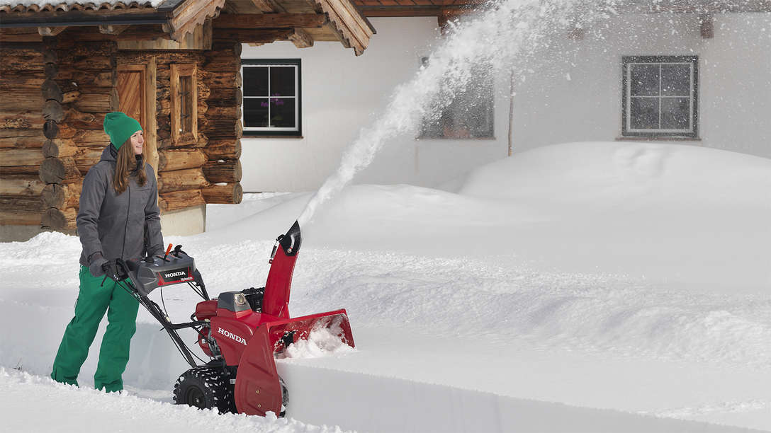 7er-Serie, Einsatz nach Modell, auf dem Dach des Geb&auml;udes.
