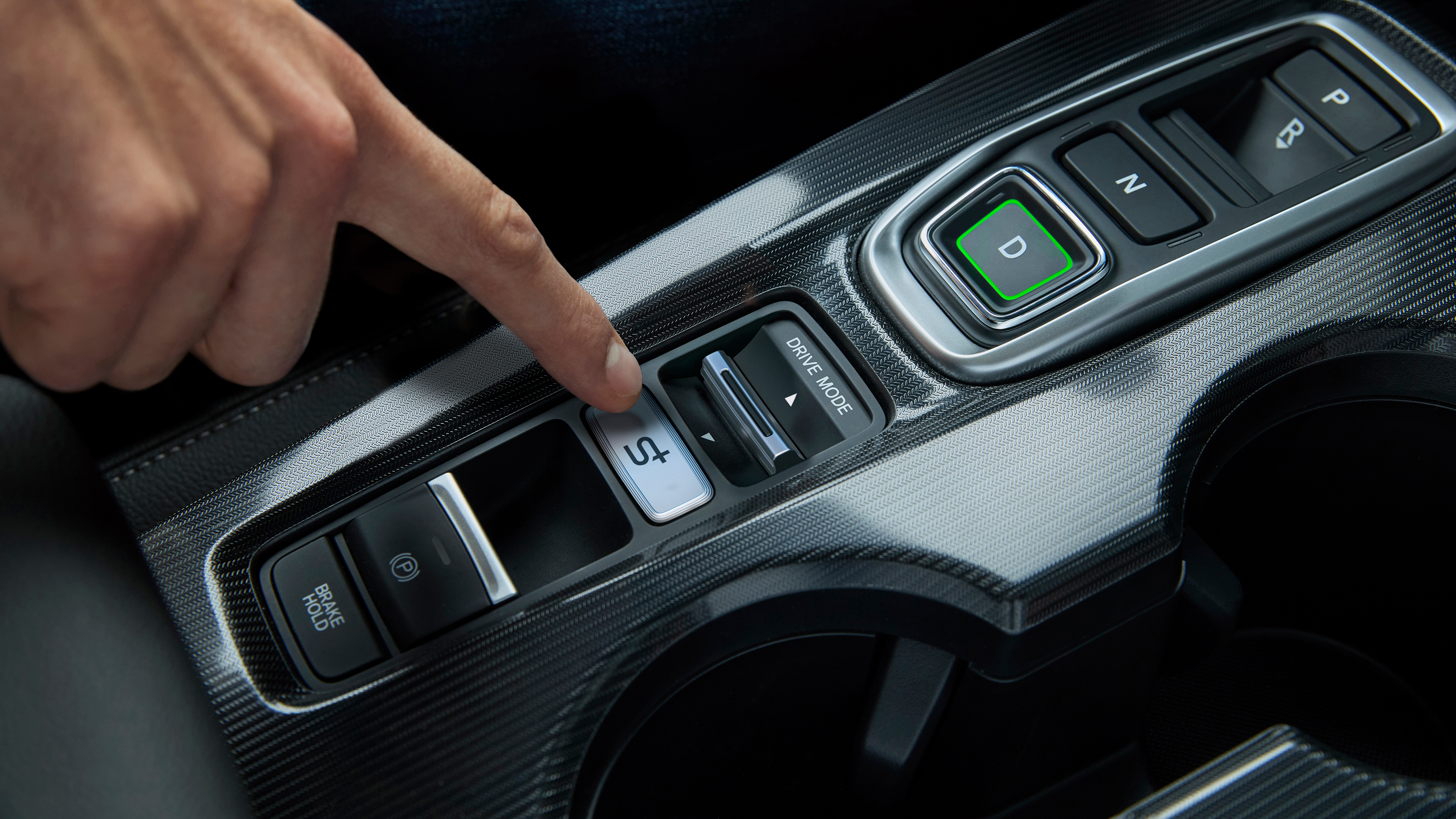 Die Honda S+ Shift-Taste im neuen Civic im Fokus