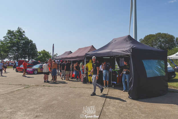 Honda-Merchandising-Stand beim Honda Euro Meet 2024